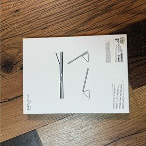 Apple iPad Pro 11-inch Smart Folio in White